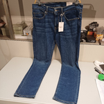 1000186560
