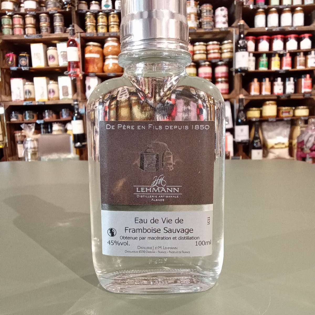eau-de-vie-de-framboise-sauvage-photo-principale-1