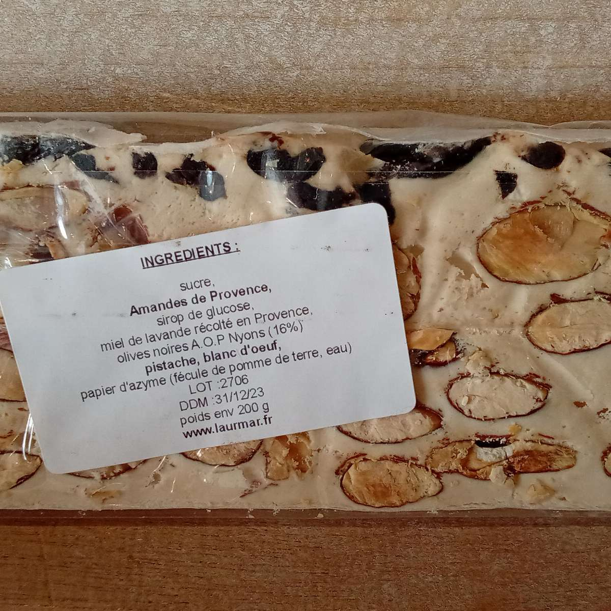 nougat-aux-olives-de-nyons-aop-photo-principale-2