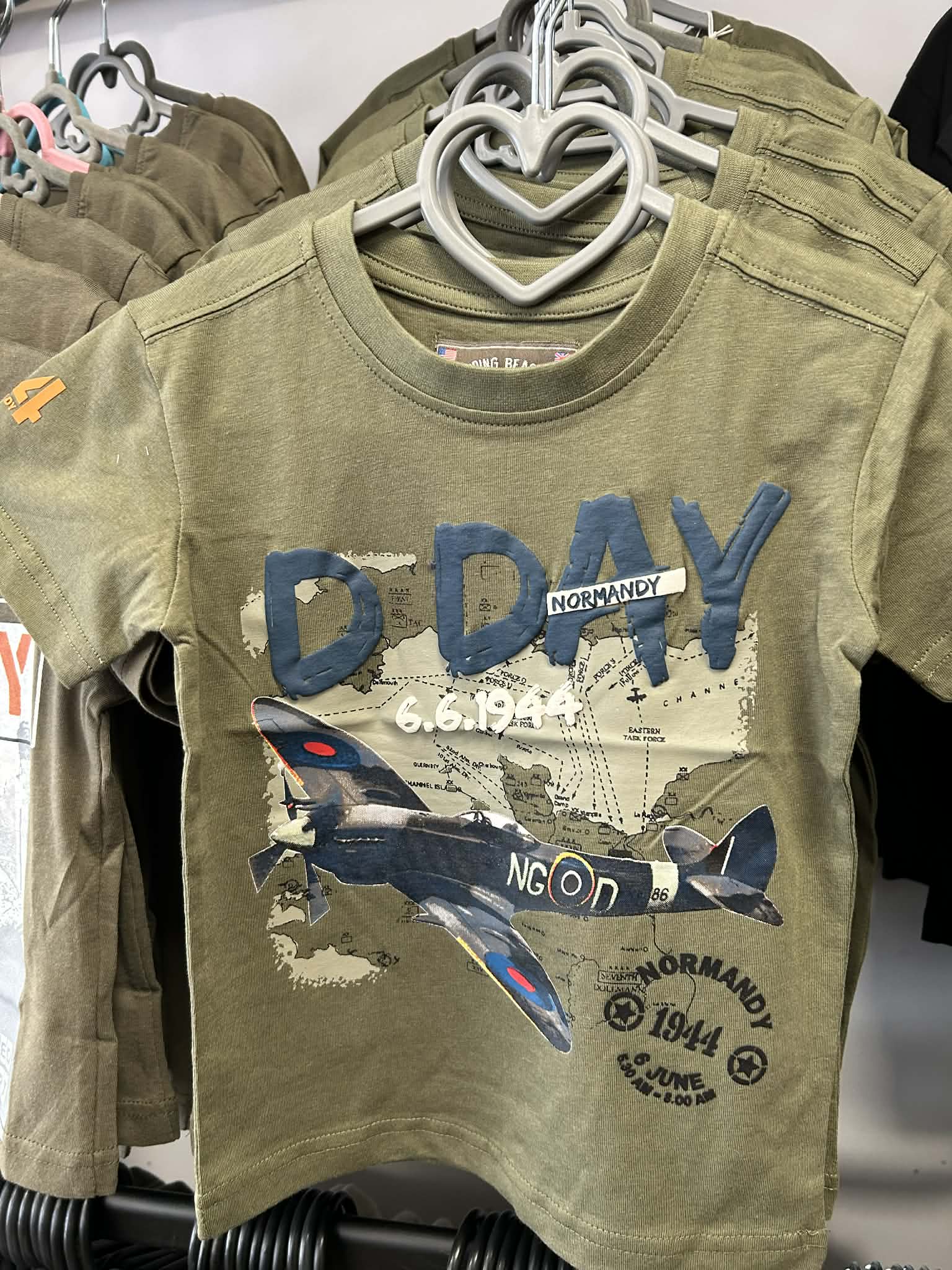 d8b135dc-8ccf-4928-9b56-4fbe986f129e