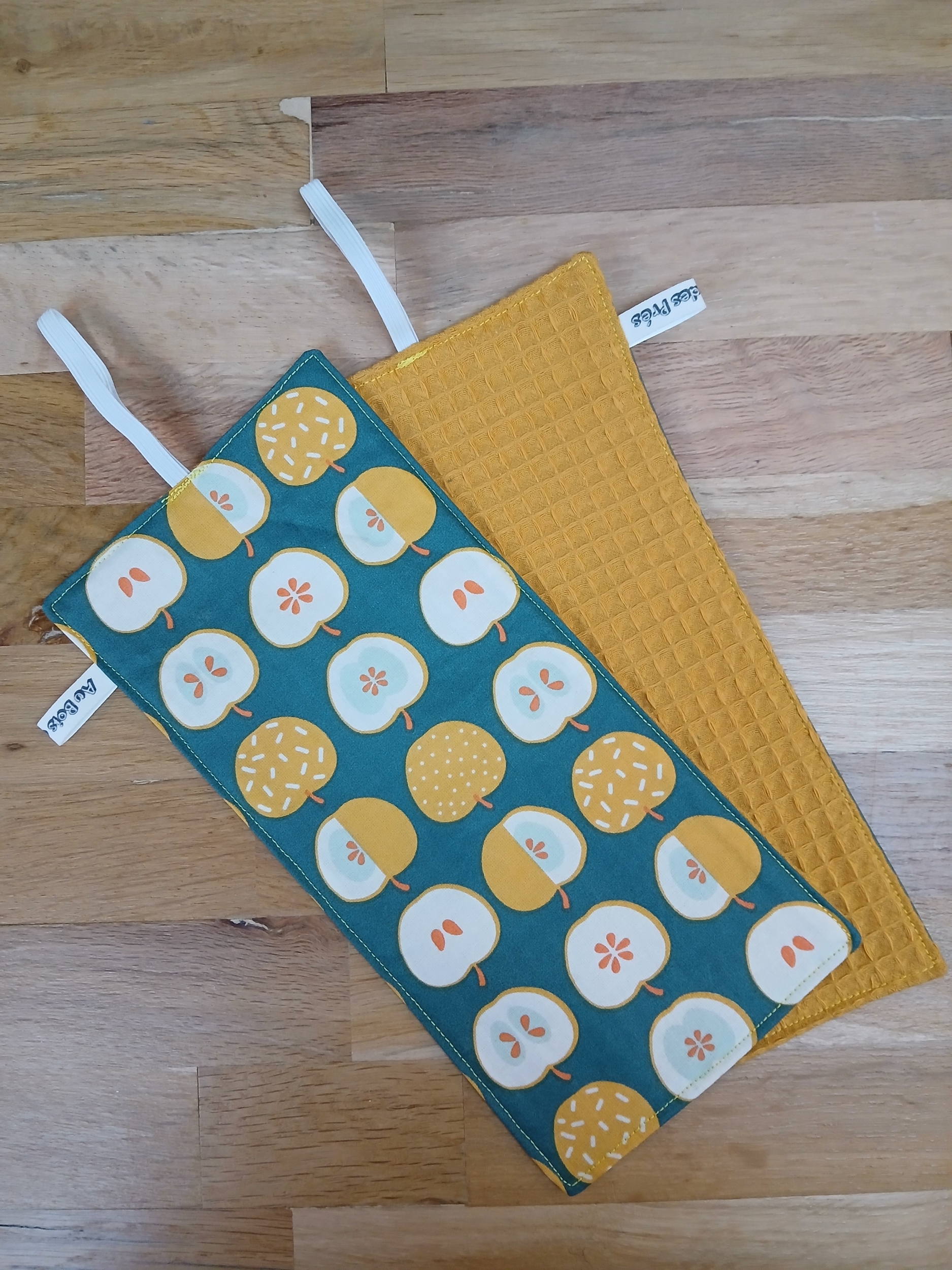 pochette savon pomme jaune recto-verso