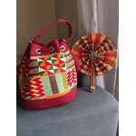 Sac fourre tout avec éventail 40€ En tissu africain
