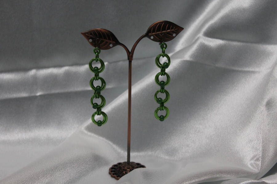 Boucle-Oreille-Fil-Alu-perles-Verte-3