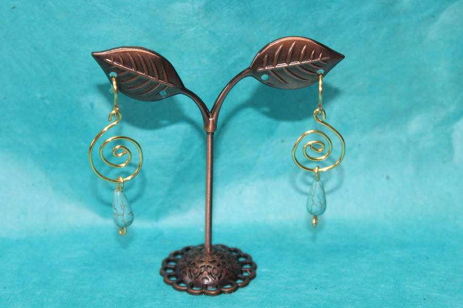 Boucle-Oreille-Fil-Cuivre-Dore-Perles-Turquoise-Veritable-