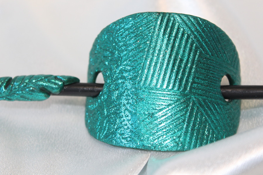 Barette Chignon Adulte Ovale en Pâte polymère-Fond Vert Paillète Vertes et Impression Abstrête (3)