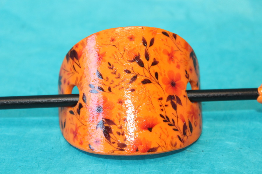 Barette Chignon Adulte Ovale en Pâte polymère-Fond Orange et Décalcomanie Fleurie (2)