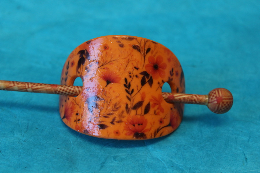Barette Chignon Enfant en Pâte polymère-Fond Orange et Décalcomanie Fleurie (7)