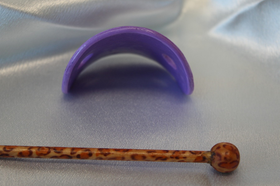 Barette Chignon Enfant Ovale en Pâte polymère-Fond Violet et Décalcomanie Fleurie (2)