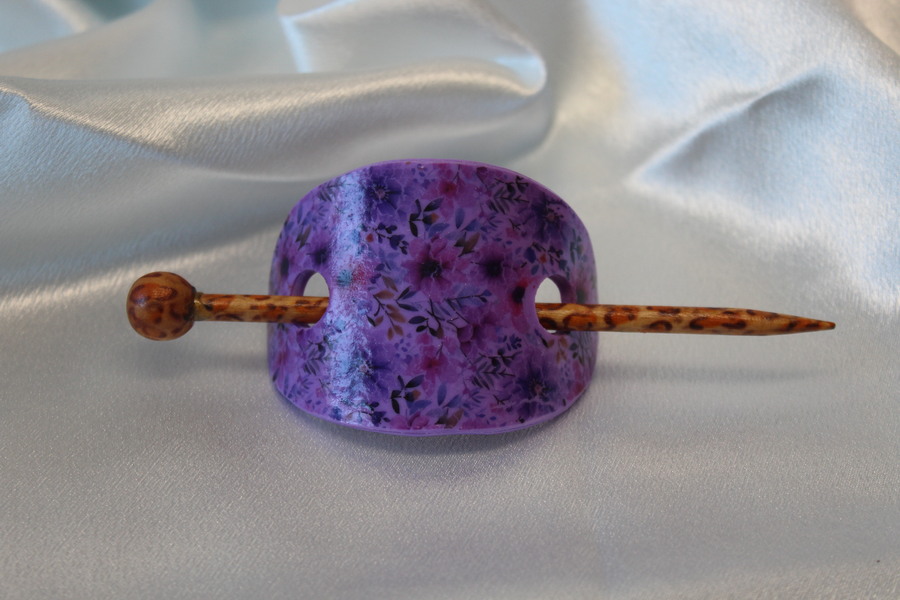 Barette Chignon Enfant Ovale en Pâte polymère-Fond Violet et Décalcomanie Fleurie