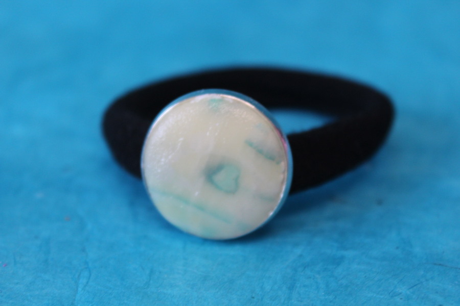 Elastique à Cheveux-Support Argenté-Cabochon Couleur Marbré Jaunes et Verts (4)