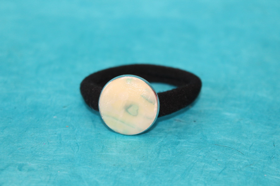 Elastique à Cheveux-Support Argenté-Cabochon Couleur Marbré Jaunes et Verts