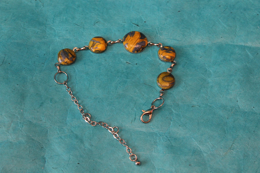 Bracelet Support Acier Argenté à 5 Cabochons. Déco en pâte Polymère Marbré Jaune dOr, Gris Argenté (4)