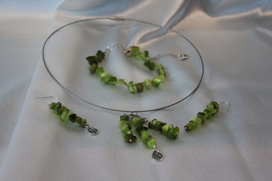 Parure-Collier-Bracelet-Boucle dOreille-Perles de Péridot Verte Véritable (9)