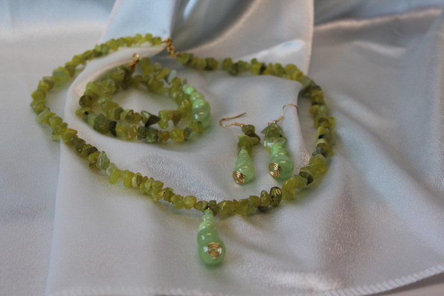 Parure-Collier-Bracelet-Boucle dOreille-Perles de Fluorine Verte