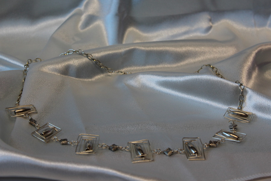 Collier Chaine Argenté, Connecteur en Fil de Cuivre Argenté etr Perle Métal Argenté
