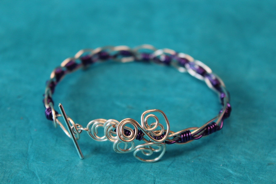 Bracelet Fil Cuivre Argenté et Aluminium Violet (6)