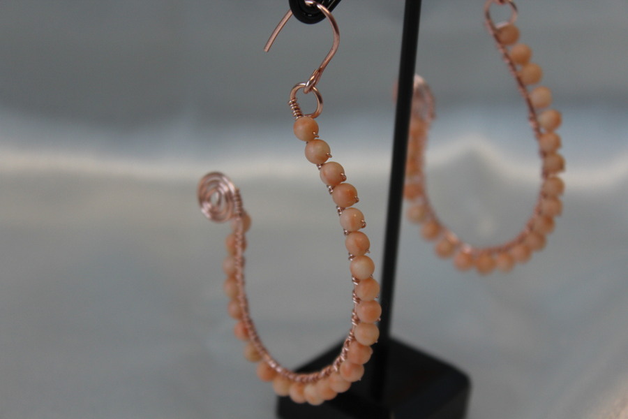 Boucle dOreille Fil de Cuivre Cuivré et Perles dAgate Saumon (4)