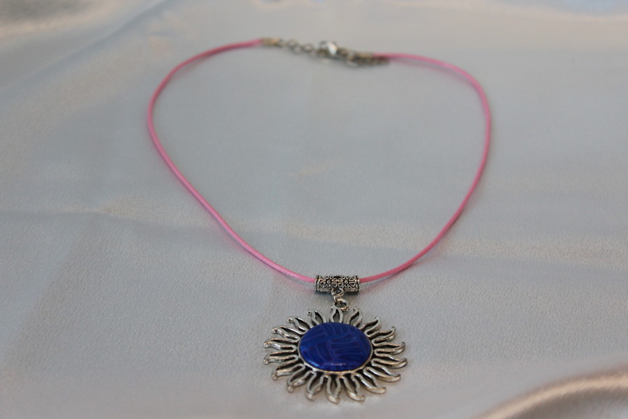 Collier Coton Ciré Rose, Support Soleil et Polymere Tons Bleus et Rose (5)