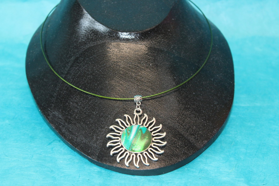 Collier Filin, Support Soleil et Polymère Divers Tons Verts (3)