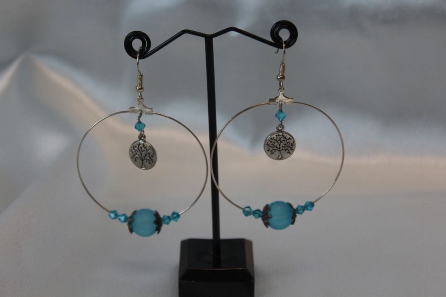 Boucle dOreille Créole et Perles Bleus (2)