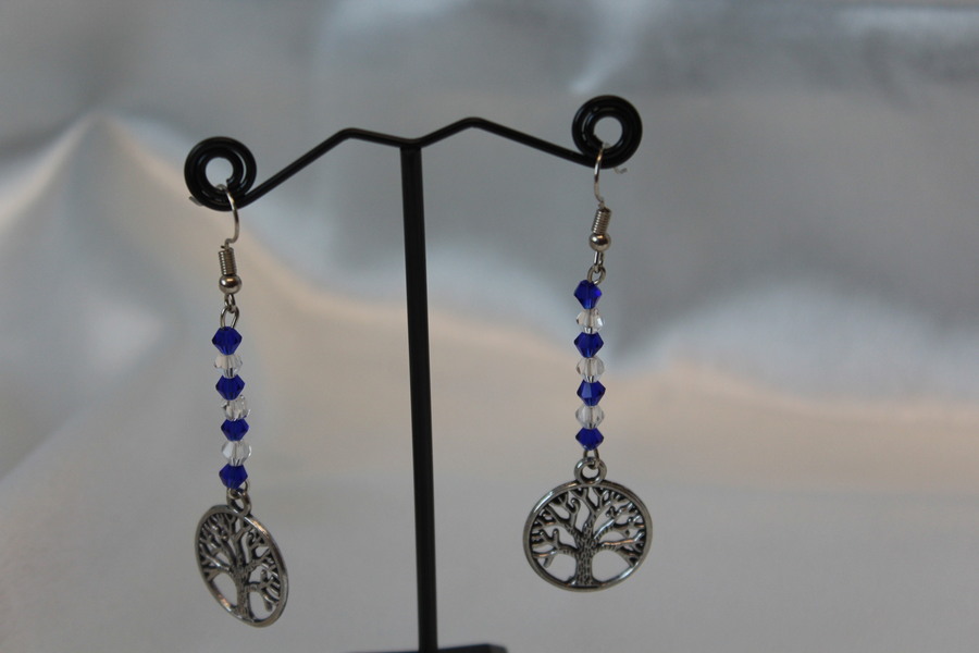 Boucle dOeille Pendente, Perles Toupies à Facette Bleu et Transparente avec Arbre de Vie (2)