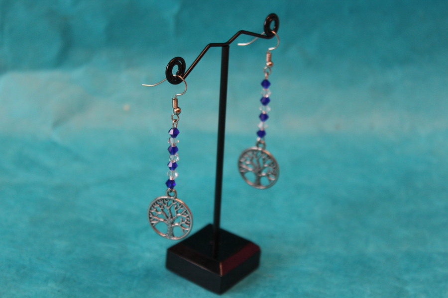 Boucle dOeille Pendente, Perles Toupies à Facette Bleu et Transparente avec Arbre de Vie (3)