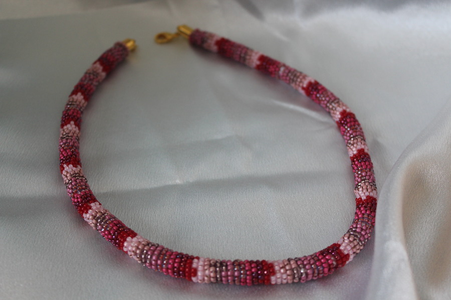 Parure Perles Rocailles-Couleurs Divers Tons de Roses (4)