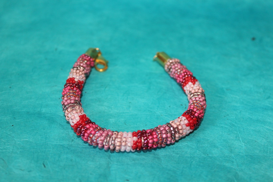 Parure Perles Rocailles-Couleurs Divers Tons de Roses (13)
