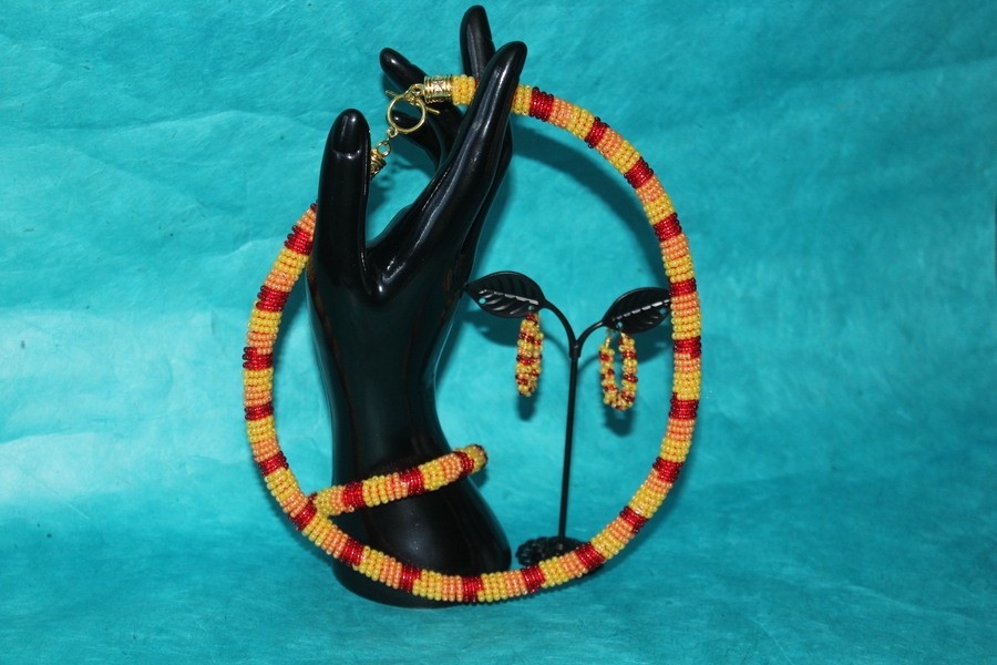Parure Perles Rocailles-Couleurs Jaune, Orange et Rouge (7)