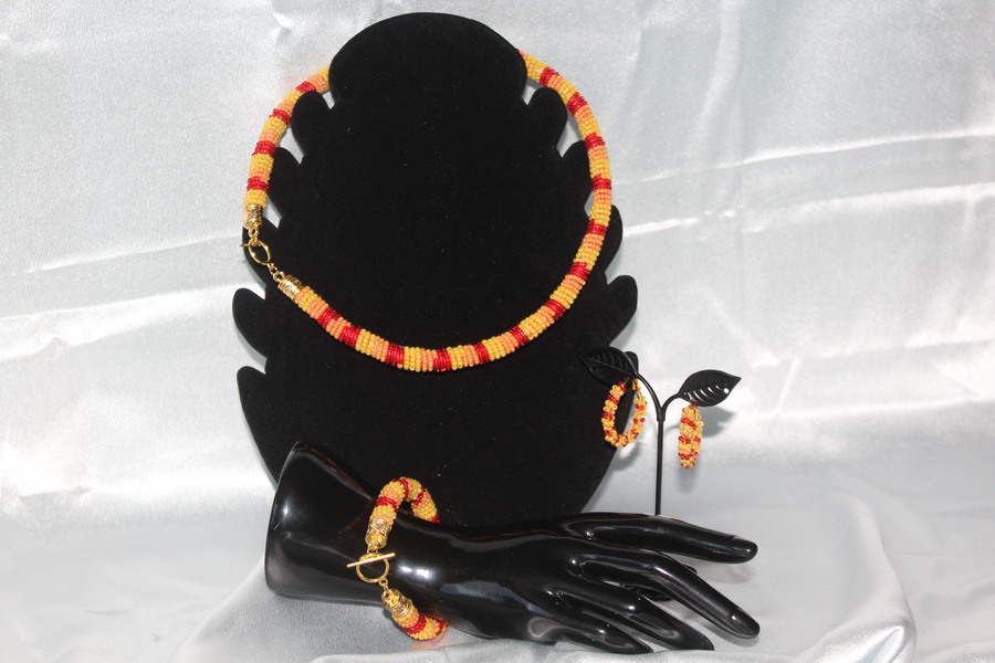 Parure Perles Rocailles-Couleurs Jaune, Orange et Rouge (4)