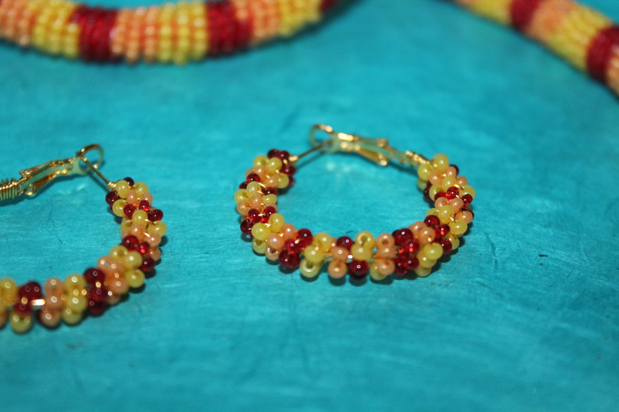 Parure Perles Rocailles-Couleurs Jaune, Orange et Rouge (11)