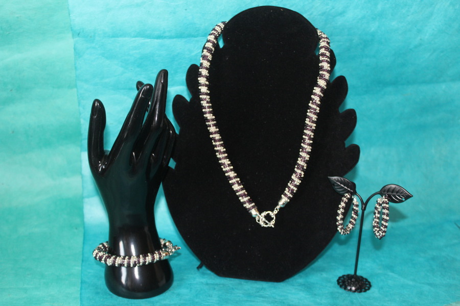 Parure Perles Rocailles-Couleurs Aubergine et Argent (7)