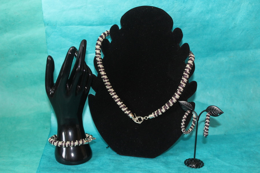 Parure Perles Rocailles-Couleurs Aubergine et Argent (5)