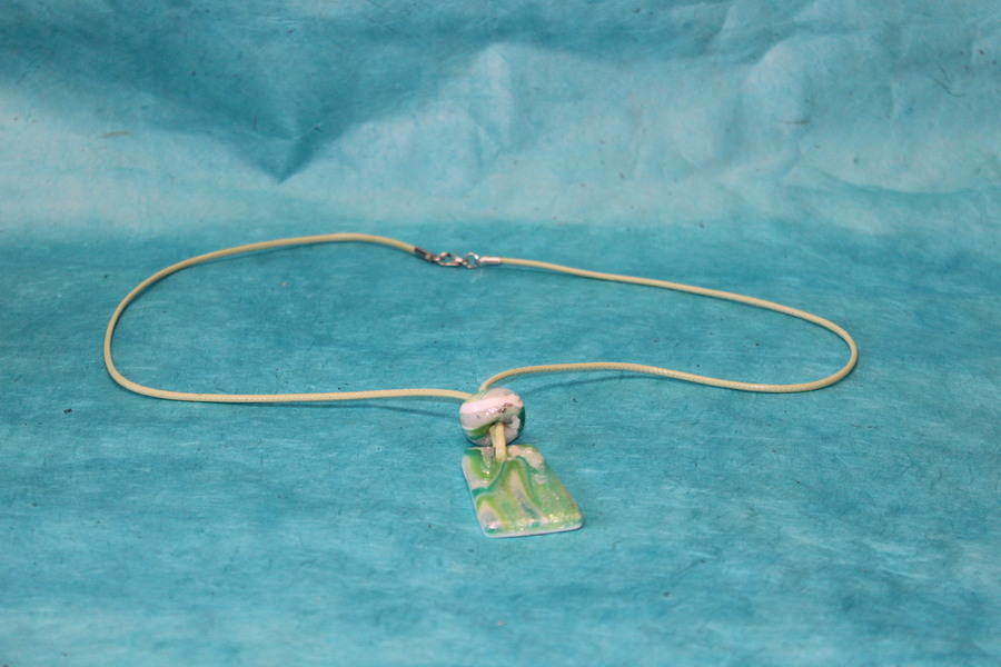 Collier-Chaine-Coton-Cire-Vert-Anis-Polymere-Degrade-verts-2