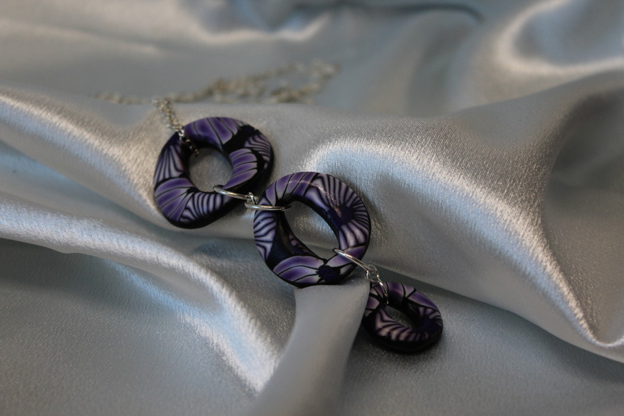 Collier-Chaine-Argente-Polymere-Fleur-Violette-Noir-4