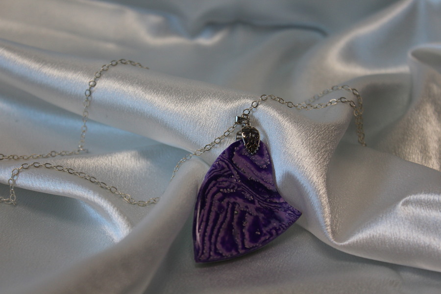 Collier-Chaine-Agente-PolymerDegrade-Parme-Violet-4