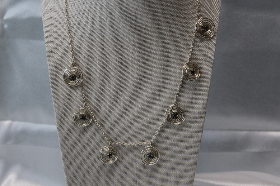 Collier-Fil-Cuivre-Argente-Spirales-Perles-Etoiles-3