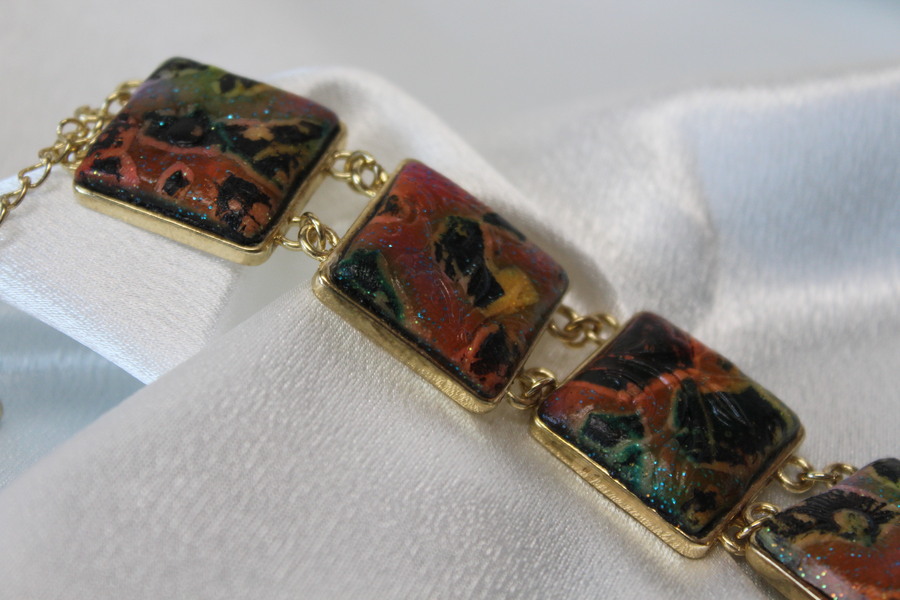 Bracelets-Cabochons-Carres-Acier-Dore-Polymere-Multicolore-2