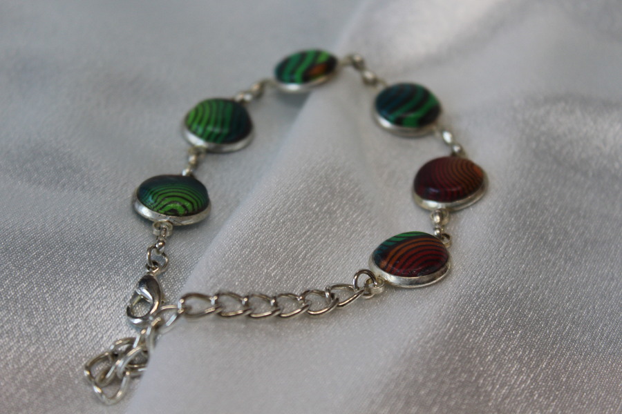 Bracelet-Acier-Argente-Petits-Cabochons-Ronds-Polymere-Multicolores-2