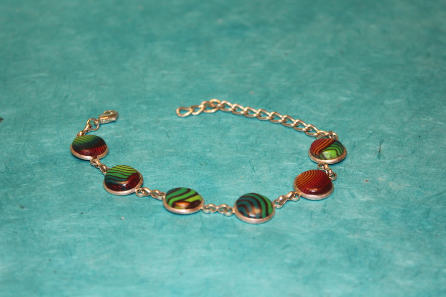 Bracelet-Acier-Argente-Petits-Cabochons-Ronds-Polymere-Multicolores-6