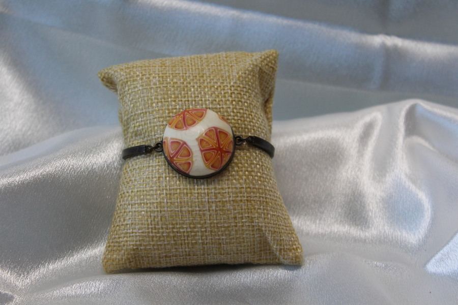Bracelet-Acier-Bronze-Cabochon-Rond-Polymere-Orange-Vanille-4