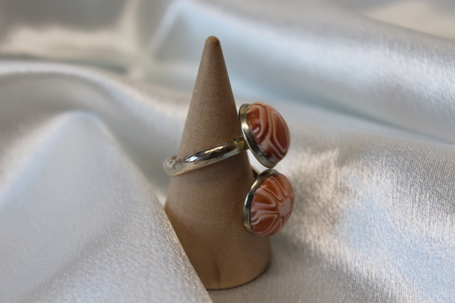 Bague-Reglable-2 Cabochon-Polymere-1
