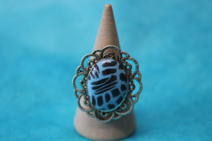 Bague-Acier-Reglable-Polymere-Bleu-Noir (4)