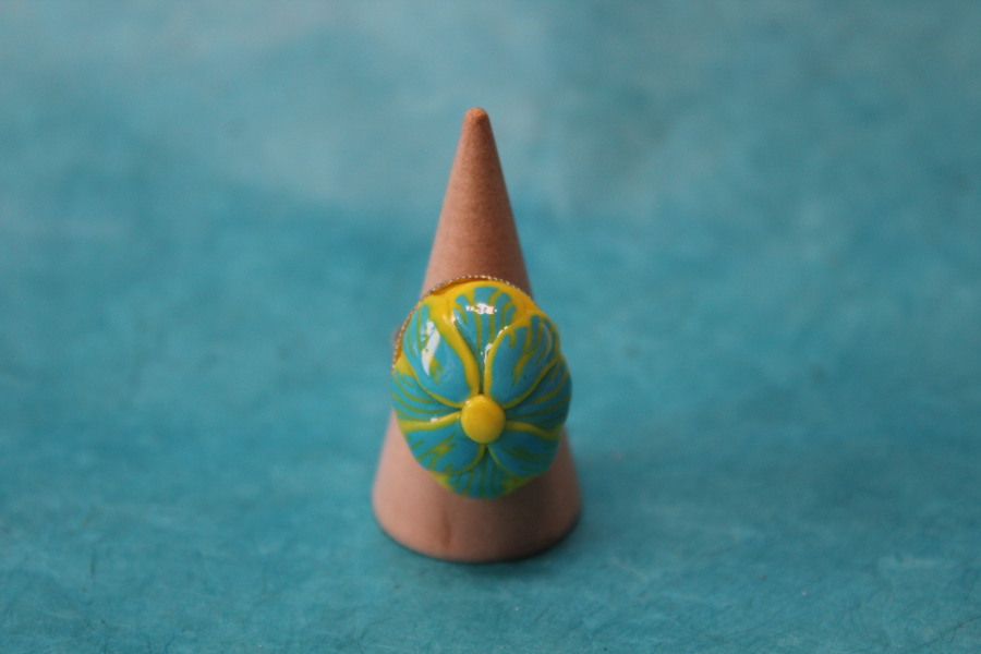 Bague-Reglable-Acier-Polymere-Fleur-Turquoise-Jaune (3)