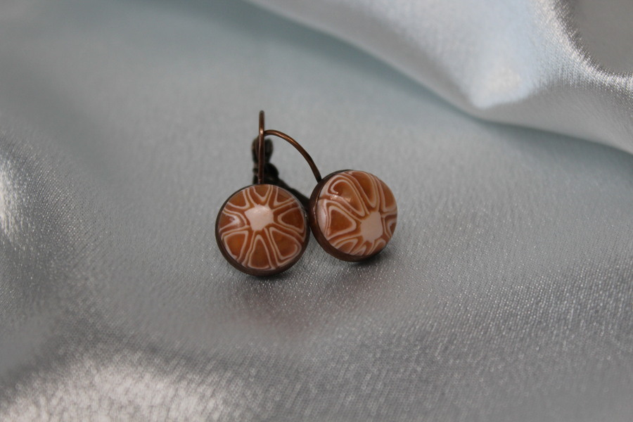Boucle-Oreille-Dormeuse-acier-Cuivre-Polymere-Fleur-Orange-3