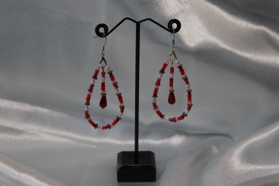 Boucle-Oreille-Pendante-Perles-Rose-Rouge-1