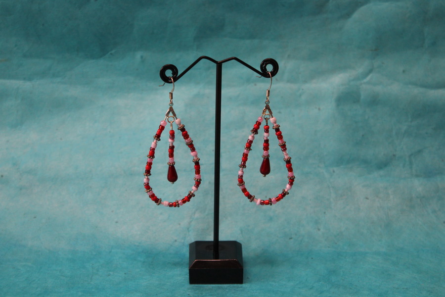 Boucle-Oreille-Pendante-Perles-Rose-Rouge-4