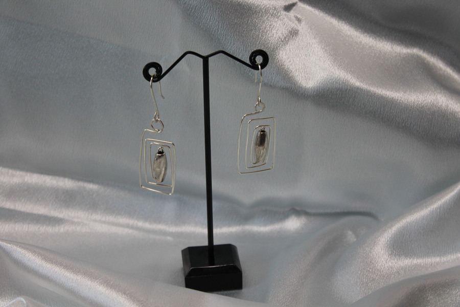 Boucle-Oreille-Fil-Cuivre-Argente-Perles-Metal-1