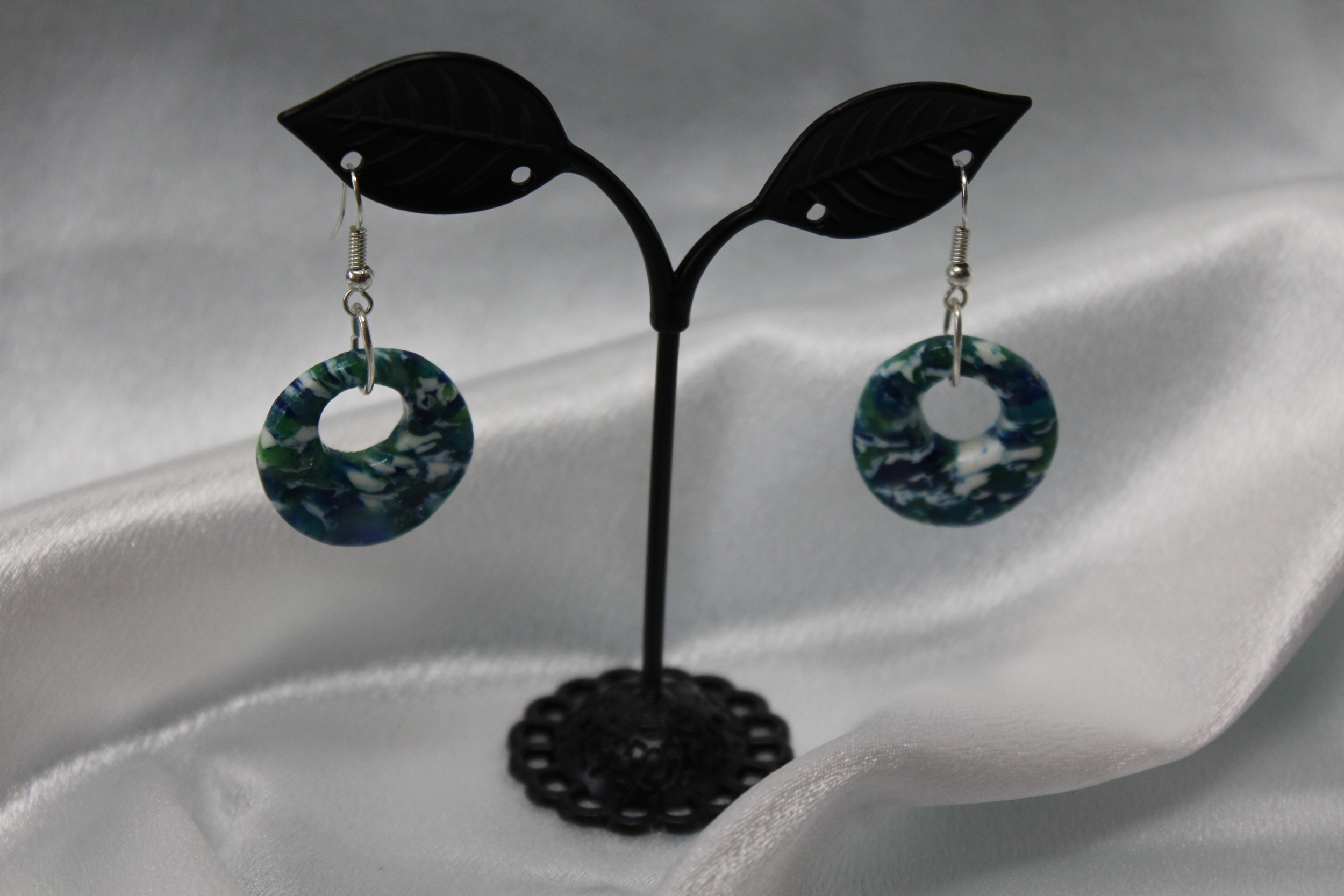 Boucle-oreille-Rond-Creux-Multicolores (2)