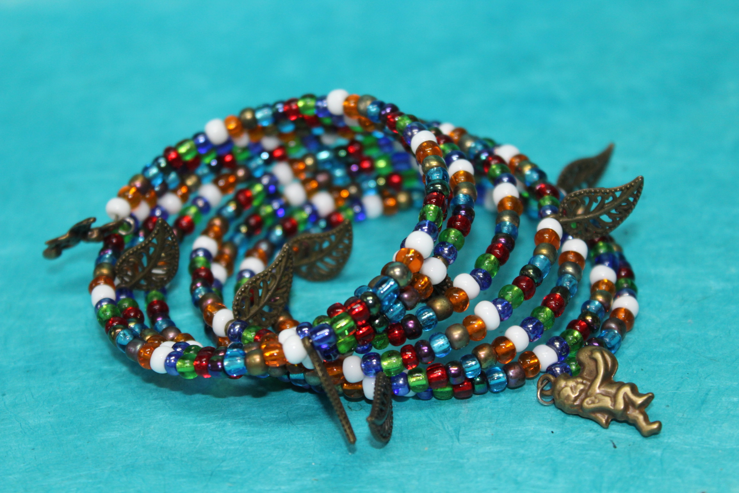 Bracelet-Multi-Rangs-Perles-Rocailles-Multicores (12)